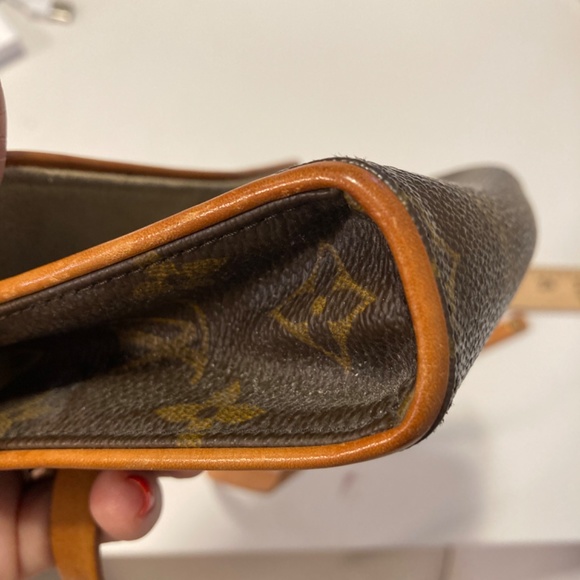 Louis Vuitton | Pochette Florentine Monogram Canvas Belt Bag - Picture 5 of 12